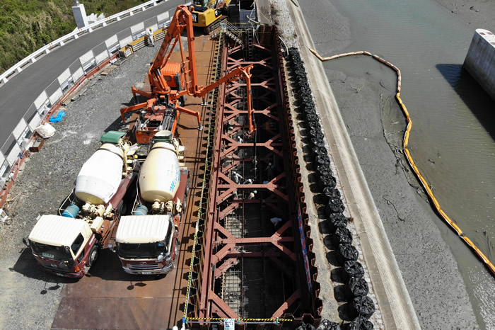 恒見朽網線(貫川)橋梁下部工工事(1-7)