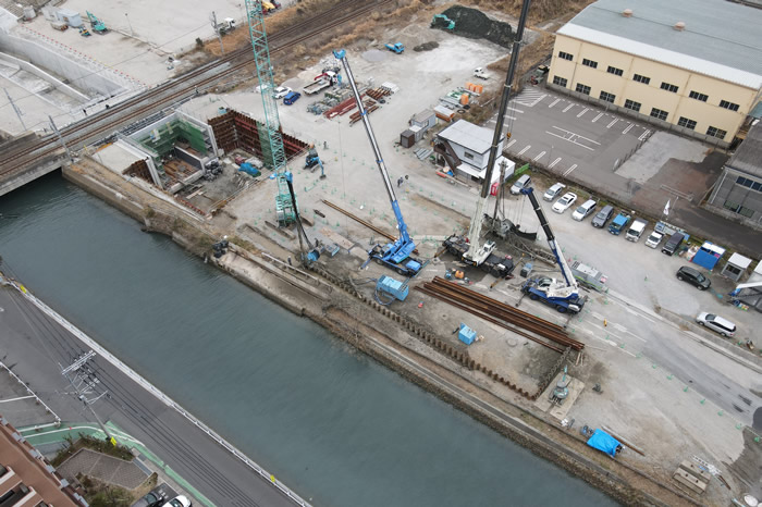 汐井町牧山海岸線道路改良工事(3-9)