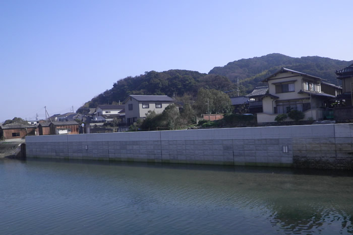 相割川護岸工事(26-1)