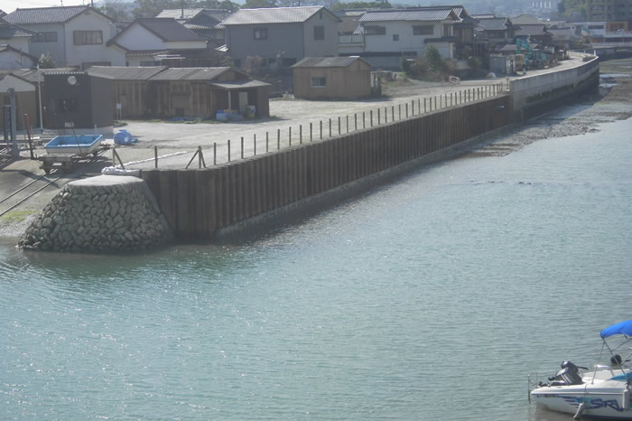 相割川護岸工事(28-1)